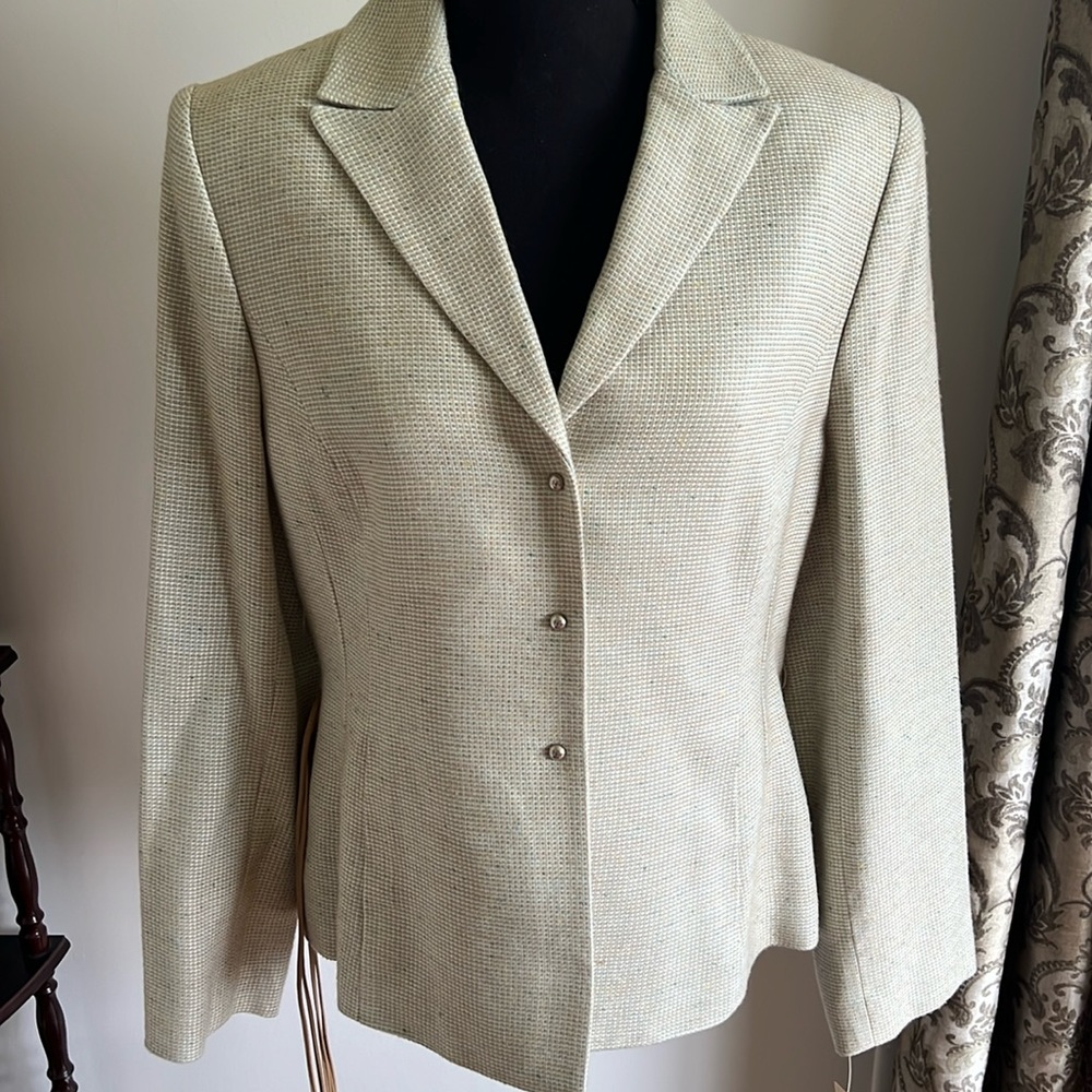Vintage Amanda Smith new with tags size 12 suit jacket / blazer. Green tweed.